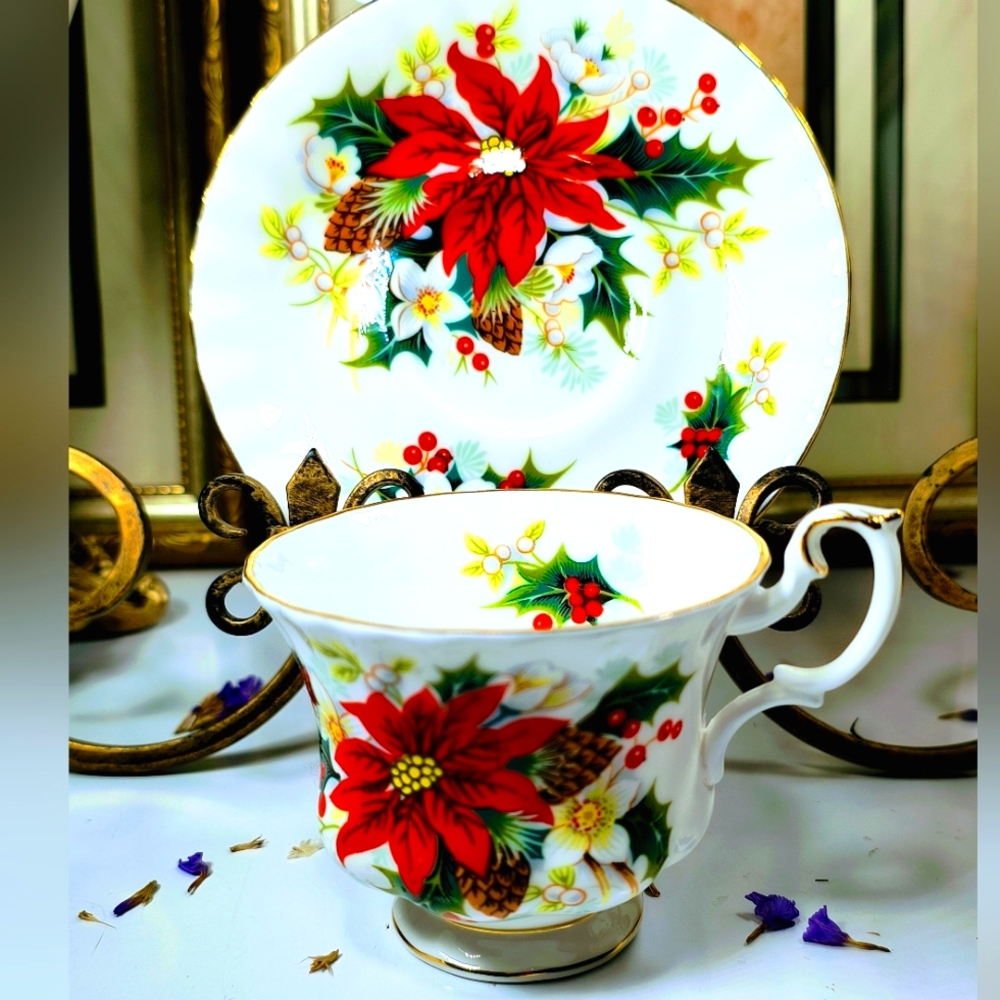 Festive Floral Teacup. ROYAL ALBERT, ENGLAND POINSETTIA 1976 ROYAL ALBERT LTD
